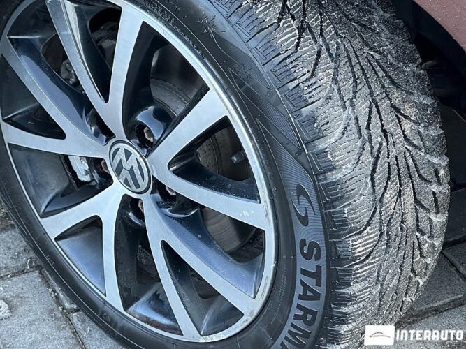 Volkswagen Jetta 39 interauto-car