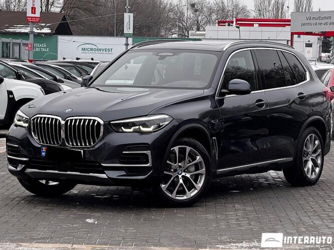 BMW X5 4.5e 2022 doar la InterAuto