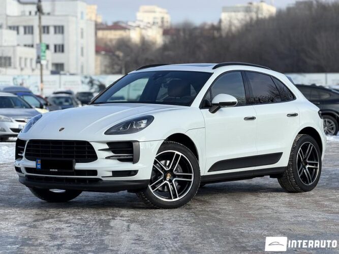 Porsche Macan 2019 doar la InterAuto