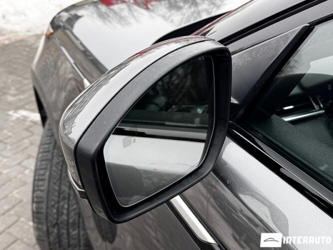 Land Rover Range Rover Velar 59 interauto-car