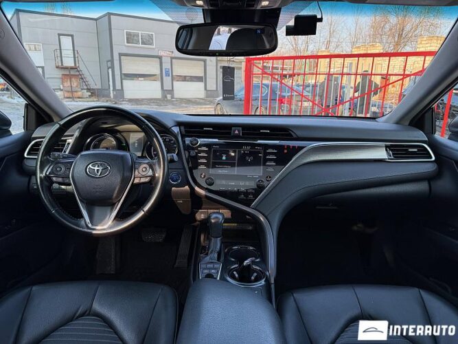 toyota Camry 2018
