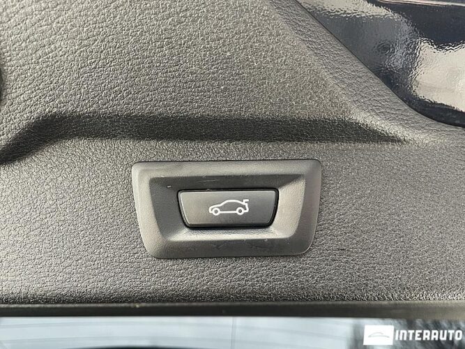 BMW X5 3.0D 53 interauto-car