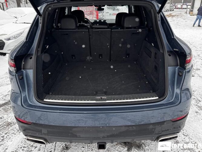 Porsche Cayenne 57 interauto-car