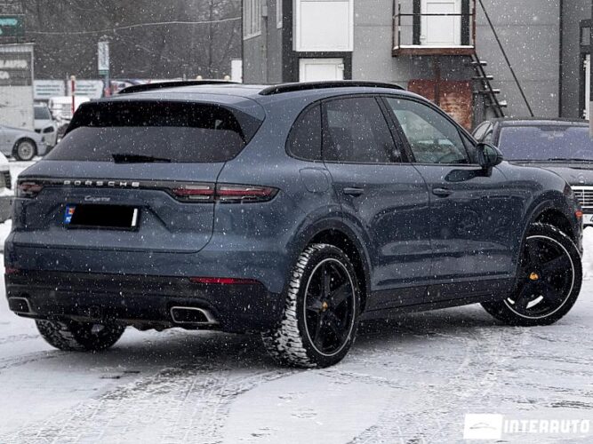 Porsche Cayenne 40 interauto-car
