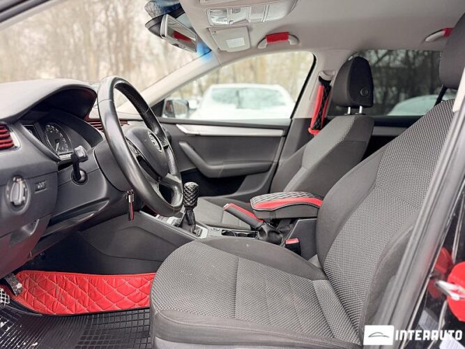 Skoda Octavia 36 interauto-car