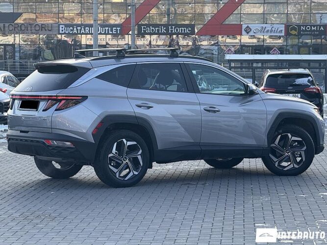 Hyundai Tucson 38 interauto-car