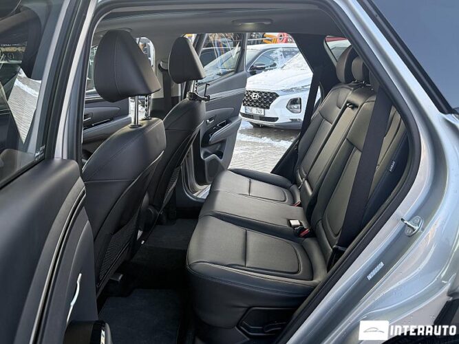 Hyundai Tucson 48 interauto-car