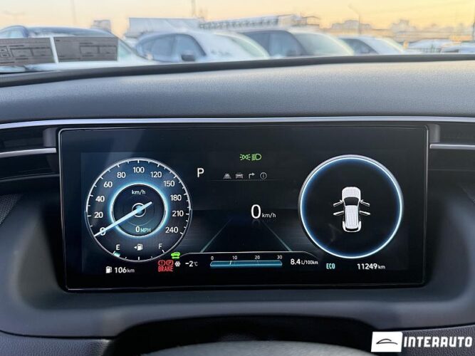 Hyundai Tucson 43 interauto-car