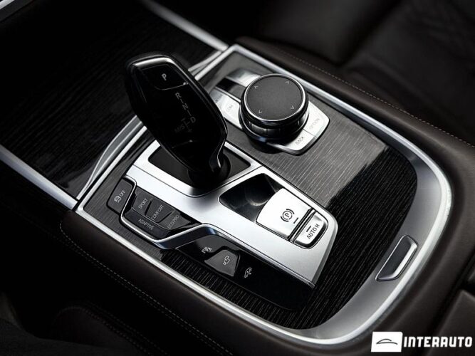 BMW 740 59 interauto-car