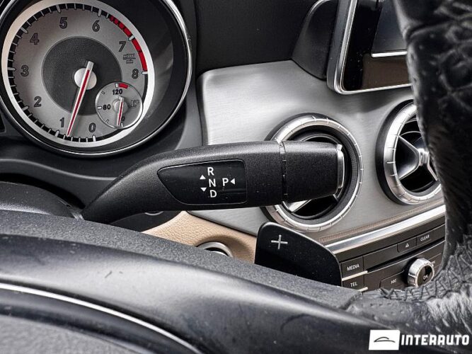 Mercedes CLA 250 44 mercedes CLA 250 2015