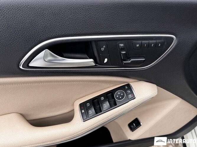 Mercedes CLA 250 42 mercedes CLA 250 2015