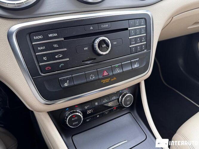 Mercedes CLA 250 43 mercedes CLA 250 2015