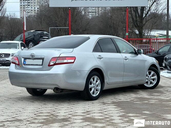toyota Camry 2010