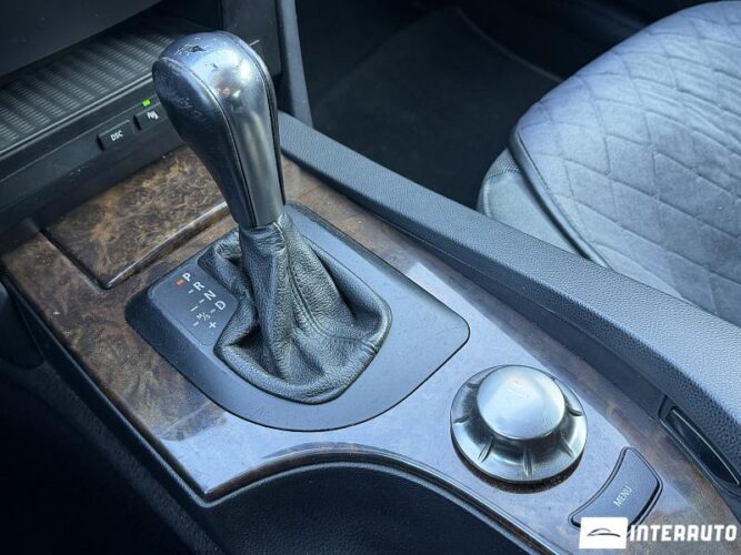 BMW 525 42 interauto-car