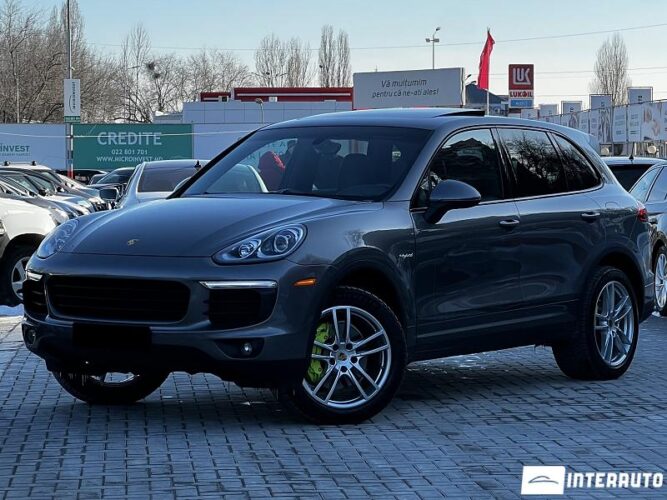 Porsche Cayenne S Hybrid 34 interauto-car