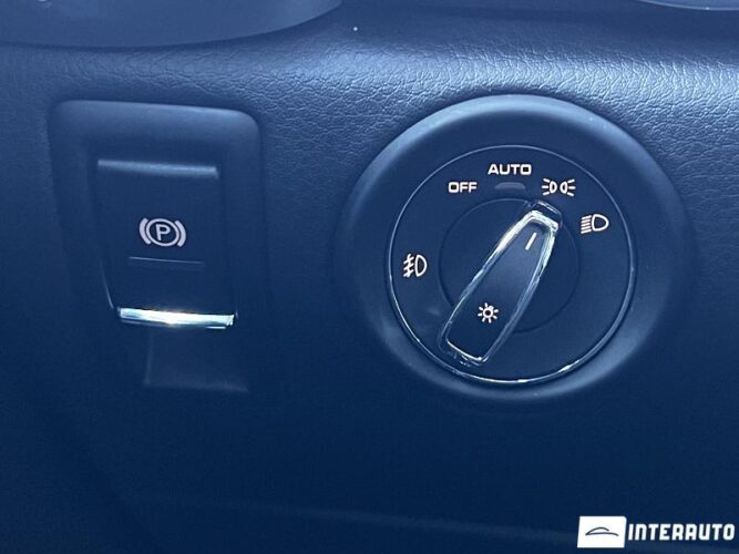 Porsche Cayenne S Hybrid 52 interauto-car