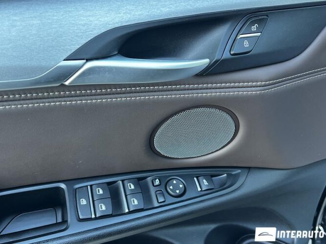 BMW X5 4.0e 51 interauto-car