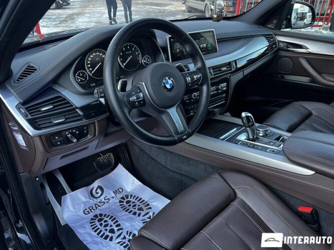 BMW X5 4.0e 44 interauto-car