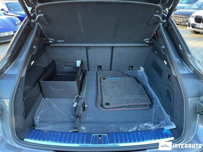 porsche Cayenne GTS Coupe 2024