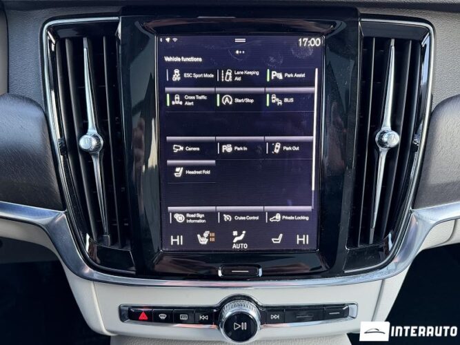 volvo V 90 Cross Country 2017