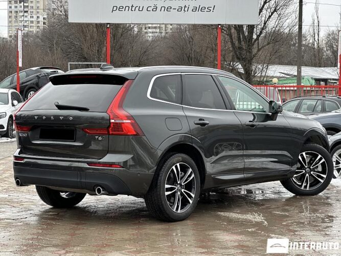 volvo XC 60 2019