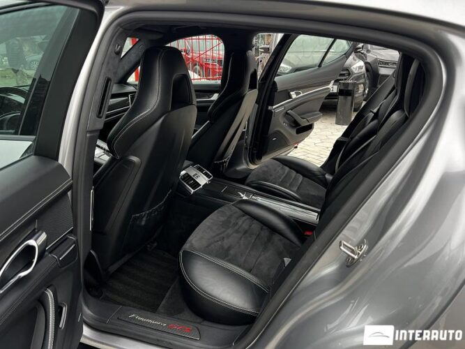 porsche Panamera GTS 2012