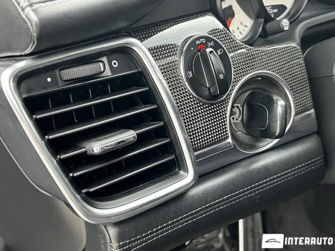 porsche Panamera GTS 2012