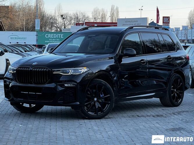 BMW X7 4.0i 2023 doar la InterAuto