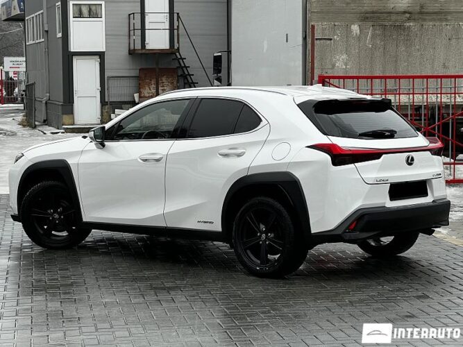 lexus UX 250h 2021