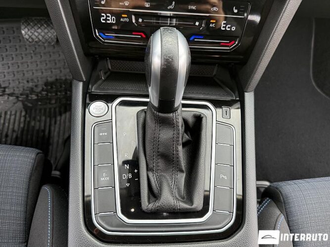 volkswagen Passat GTE 2021