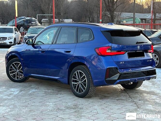 BMW X1 2.0i 39 interauto-car