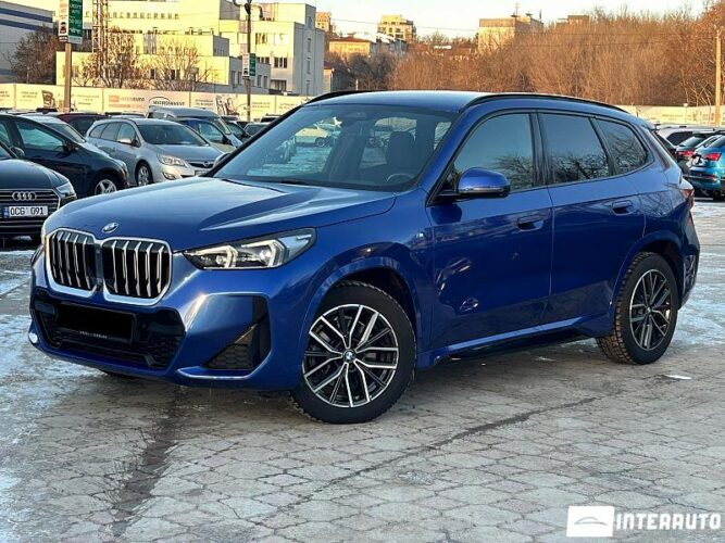 BMW X1 2.0i 2023 doar la InterAuto