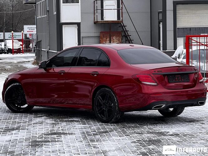 Mercedes E 300 37 mercedes E 300 2016