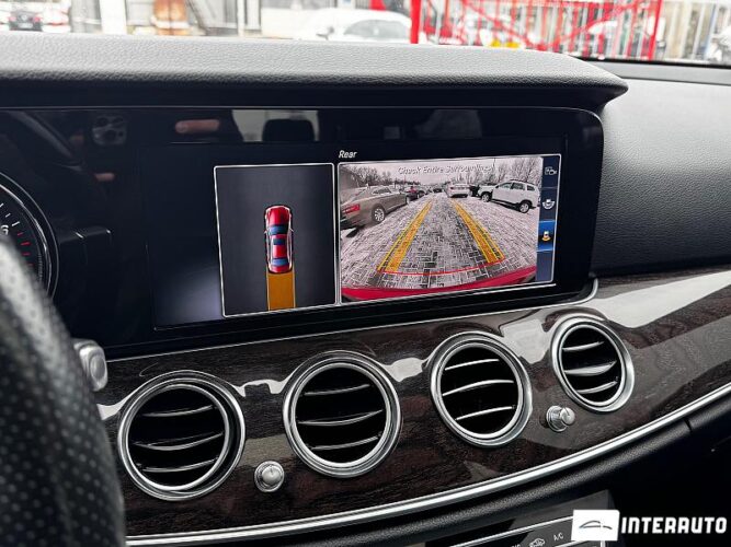 Mercedes E 300 46 mercedes E 300 2016