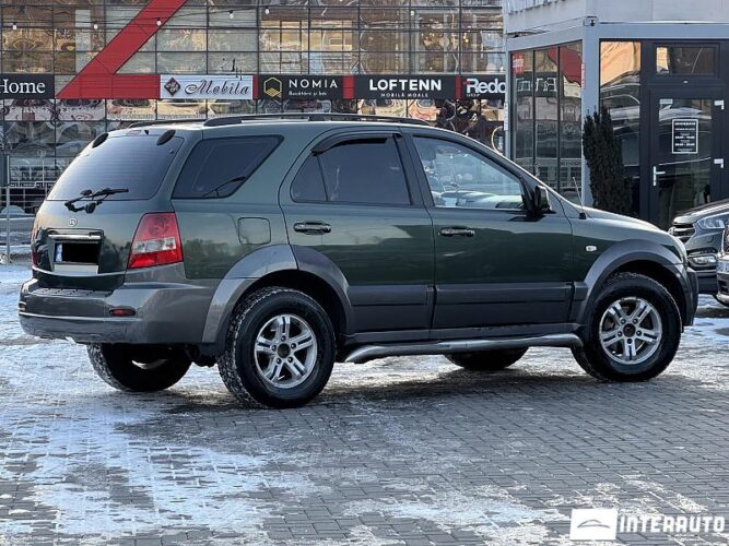 Kia Sorento 33 interauto-car