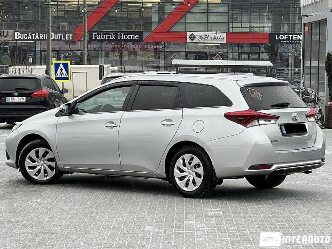 toyota Auris 2018
