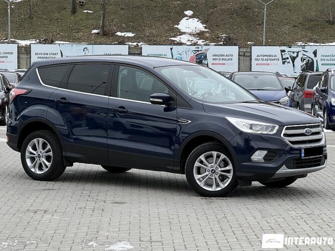 Ford Kuga 2019 doar la InterAuto