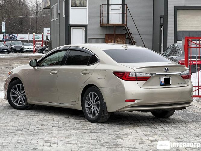 lexus ES 300h 2016