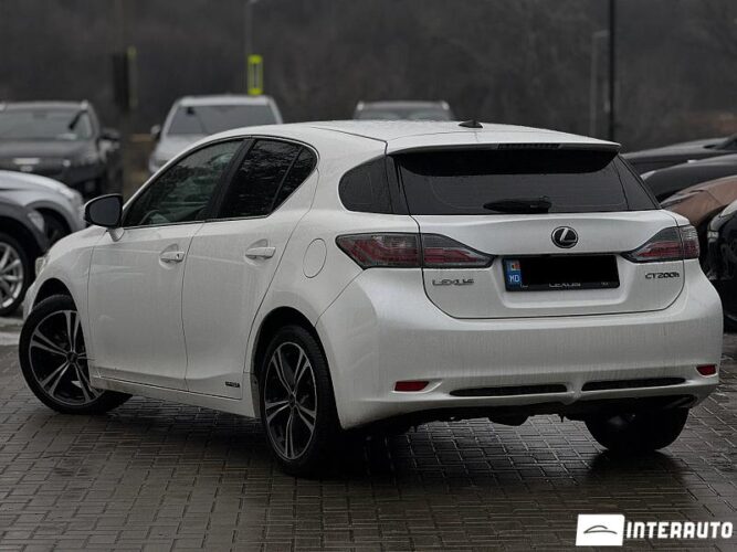 lexus CT 200h 2011