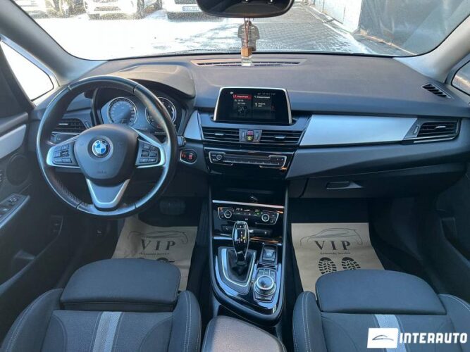 BMW 216d 40 interauto-car