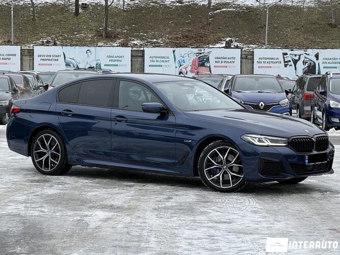 BMW 545e 2022 doar la InterAuto