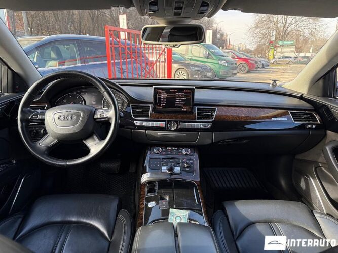 audi A8 2011