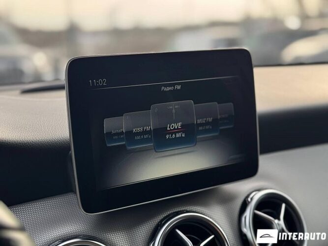 mercedes GLA 180 2018