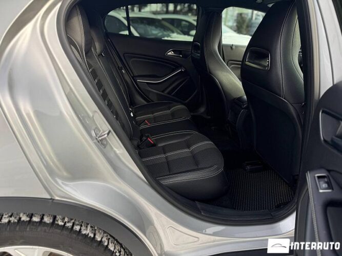 mercedes GLA 180 2018