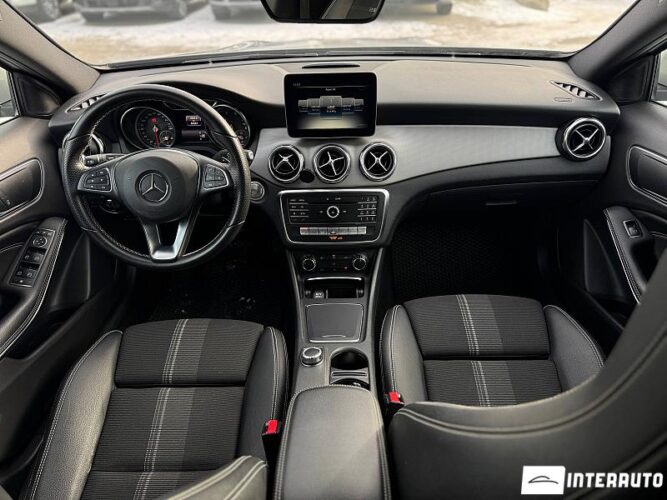 mercedes GLA 180 2018