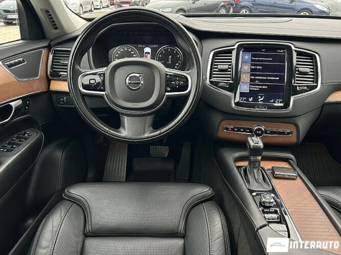 volvo XC 90 2017
