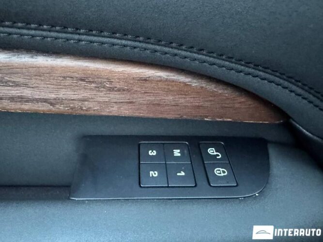 land rover Discovery 2017