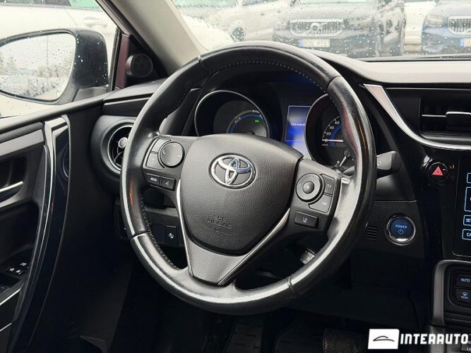 toyota Auris 2017