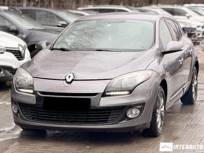 Renault Megane 2013 doar la InterAuto