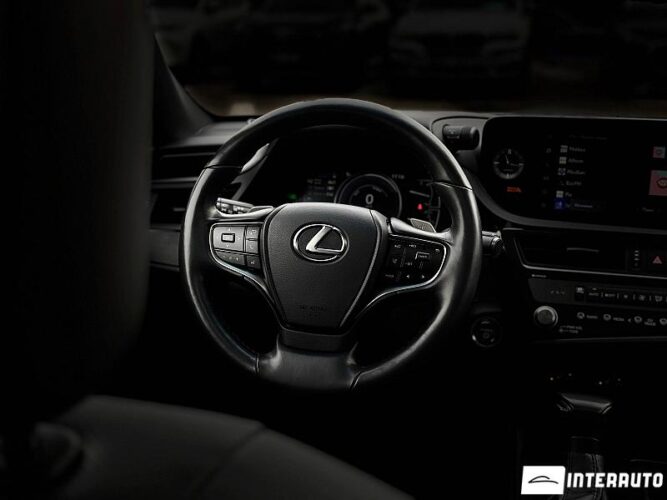 lexus ES 300h 2023